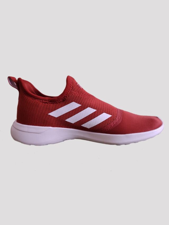 Tênis Adidas Lite Racer Slip On! Sem cadarço.